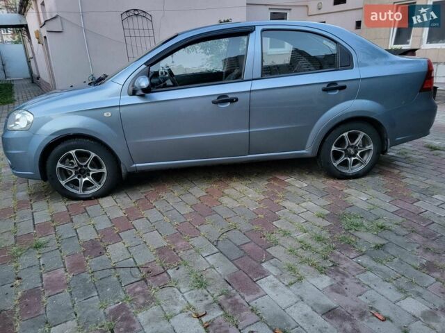 Синій Шевроле Авео, об'ємом двигуна 1.5 л та пробігом 204 тис. км за 4500 $, фото 1 на Automoto.ua