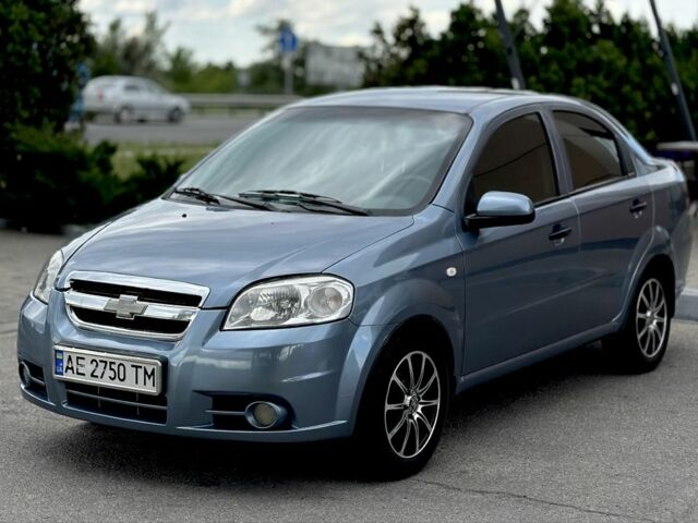 Синий Шевроле Авео, объемом двигателя 1.5 л и пробегом 140 тыс. км за 4050 $, фото 1 на Automoto.ua