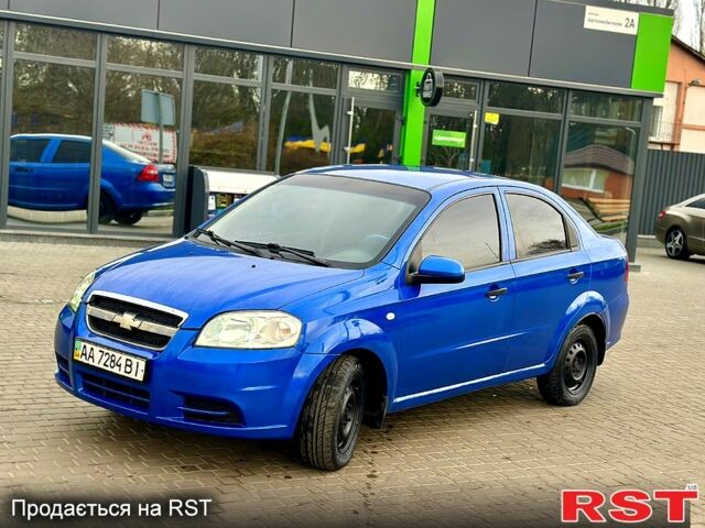 Синій Шевроле Авео, об'ємом двигуна 1.5 л та пробігом 200 тис. км за 2999 $, фото 1 на Automoto.ua