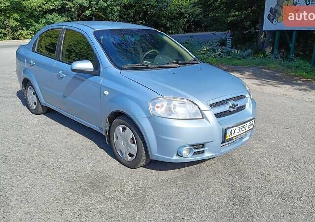 Синий Шевроле Авео, объемом двигателя 1.6 л и пробегом 175 тыс. км за 3700 $, фото 1 на Automoto.ua