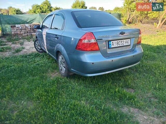 Синий Шевроле Авео, объемом двигателя 1.5 л и пробегом 182 тыс. км за 4000 $, фото 1 на Automoto.ua