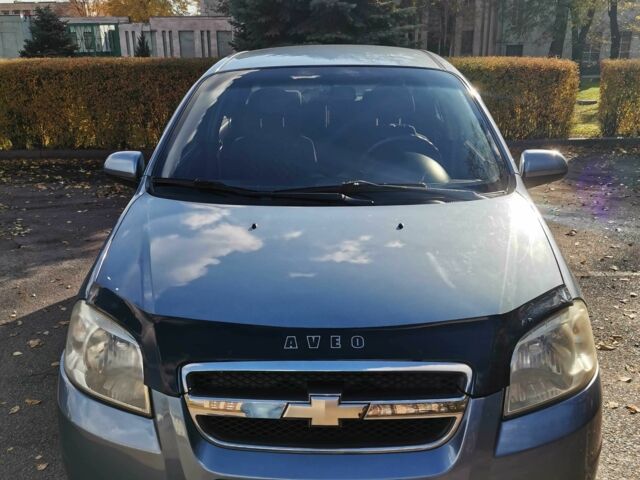 Синий Шевроле Авео, объемом двигателя 1.5 л и пробегом 207 тыс. км за 4200 $, фото 1 на Automoto.ua