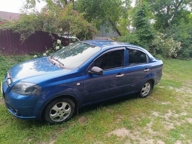 Синий Шевроле Авео, объемом двигателя 1.5 л и пробегом 330 тыс. км за 2899 $, фото 1 на Automoto.ua