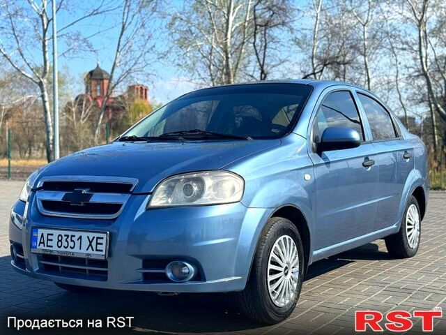 Синий Шевроле Авео, объемом двигателя 1.5 л и пробегом 248 тыс. км за 3950 $, фото 1 на Automoto.ua