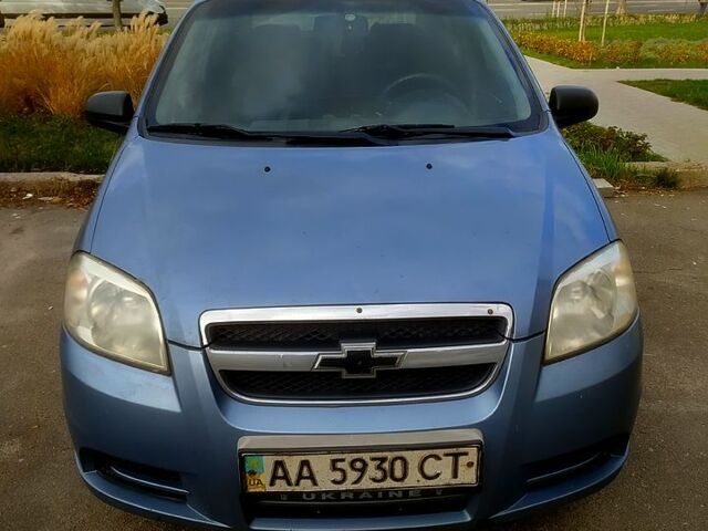 Синий Шевроле Авео, объемом двигателя 1.5 л и пробегом 375 тыс. км за 2500 $, фото 1 на Automoto.ua