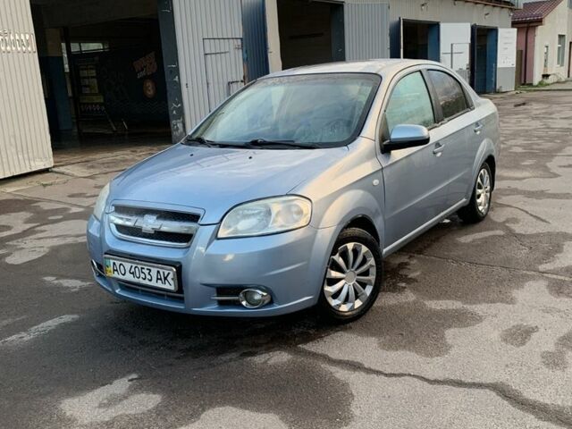 Синій Шевроле Авео, об'ємом двигуна 1.6 л та пробігом 370 тис. км за 2800 $, фото 1 на Automoto.ua