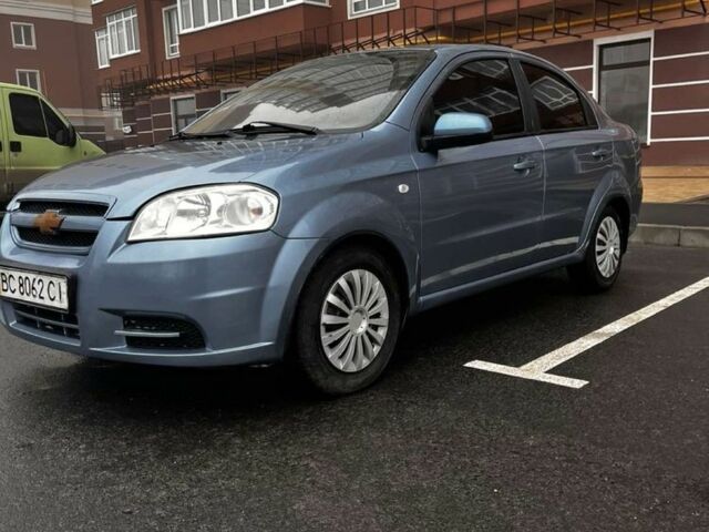 Синий Шевроле Авео, объемом двигателя 1.6 л и пробегом 200 тыс. км за 3500 $, фото 1 на Automoto.ua
