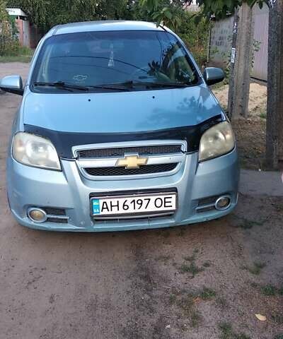Синий Шевроле Авео, объемом двигателя 1.6 л и пробегом 200 тыс. км за 3500 $, фото 1 на Automoto.ua
