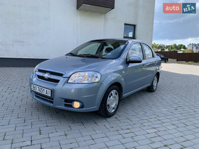 Синій Шевроле Авео, об'ємом двигуна 1.6 л та пробігом 130 тис. км за 4100 $, фото 1 на Automoto.ua
