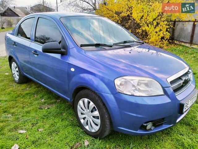 Синий Шевроле Авео, объемом двигателя 1.5 л и пробегом 279 тыс. км за 3500 $, фото 1 на Automoto.ua
