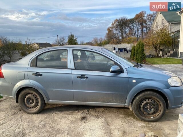 Синий Шевроле Авео, объемом двигателя 1.5 л и пробегом 225 тыс. км за 2700 $, фото 1 на Automoto.ua