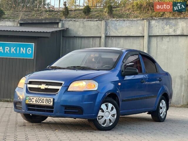 Синий Шевроле Авео, объемом двигателя 1.5 л и пробегом 250 тыс. км за 2450 $, фото 1 на Automoto.ua
