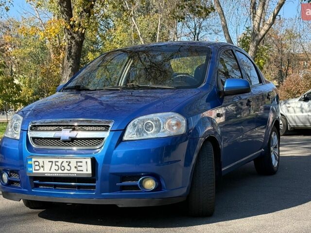 Синий Шевроле Авео, объемом двигателя 1.5 л и пробегом 222 тыс. км за 4200 $, фото 1 на Automoto.ua