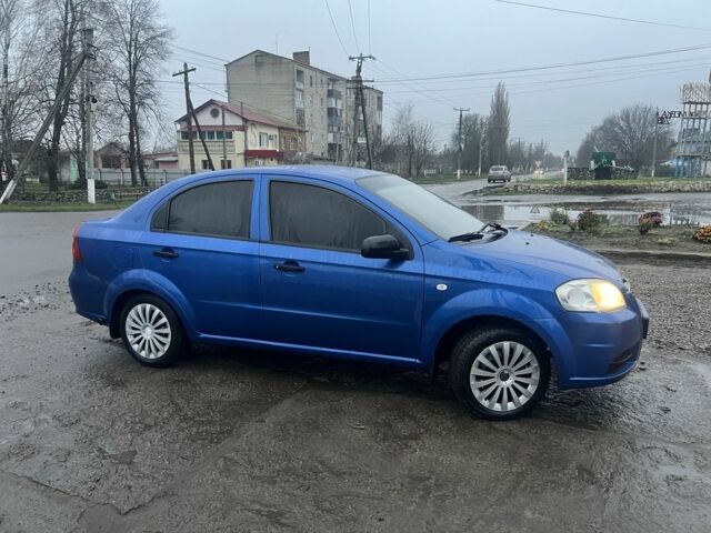 Синий Шевроле Авео, объемом двигателя 0 л и пробегом 237 тыс. км за 3600 $, фото 1 на Automoto.ua
