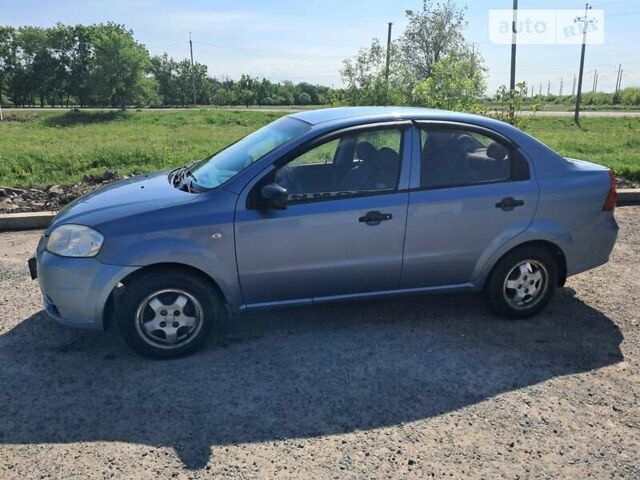 Синий Шевроле Авео, объемом двигателя 1.5 л и пробегом 247 тыс. км за 3000 $, фото 1 на Automoto.ua