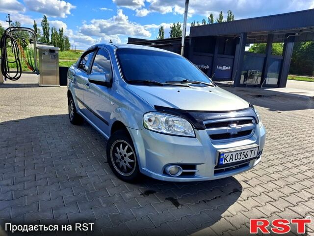 Синий Шевроле Авео, объемом двигателя 1.6 л и пробегом 370 тыс. км за 3500 $, фото 1 на Automoto.ua