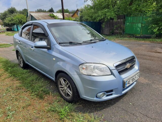 Синий Шевроле Авео, объемом двигателя 1.6 л и пробегом 147 тыс. км за 3800 $, фото 1 на Automoto.ua