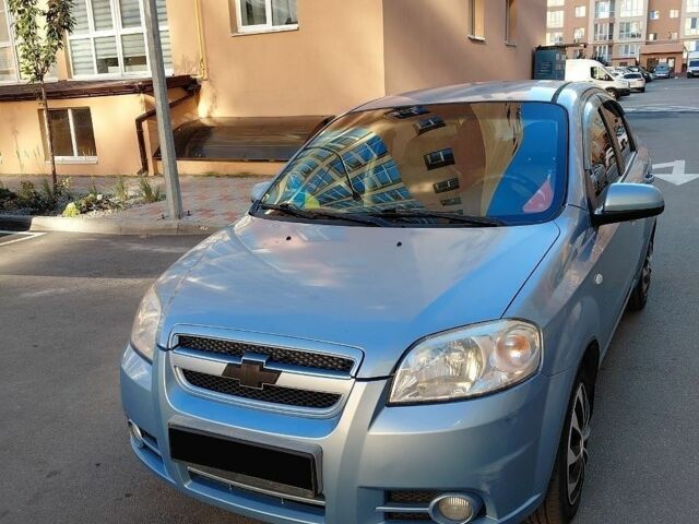 Синий Шевроле Авео, объемом двигателя 1.6 л и пробегом 210 тыс. км за 4500 $, фото 1 на Automoto.ua