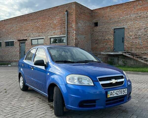 Синий Шевроле Авео, объемом двигателя 1.5 л и пробегом 181 тыс. км за 3399 $, фото 1 на Automoto.ua