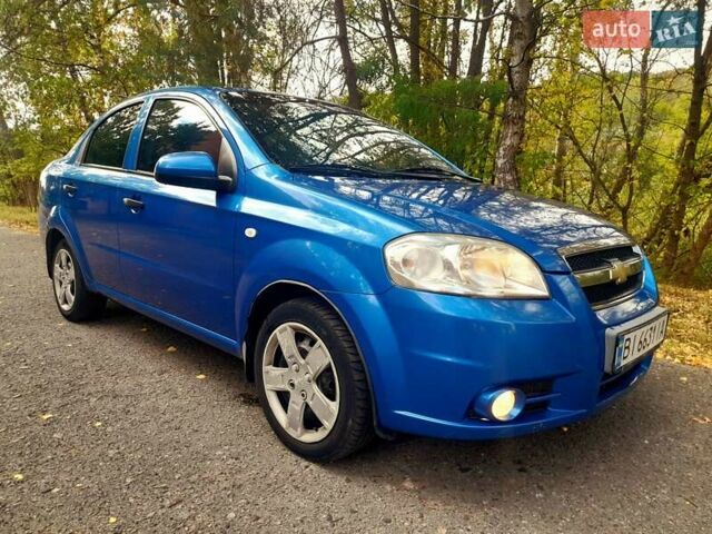 Синий Шевроле Авео, объемом двигателя 1.5 л и пробегом 154 тыс. км за 4300 $, фото 1 на Automoto.ua