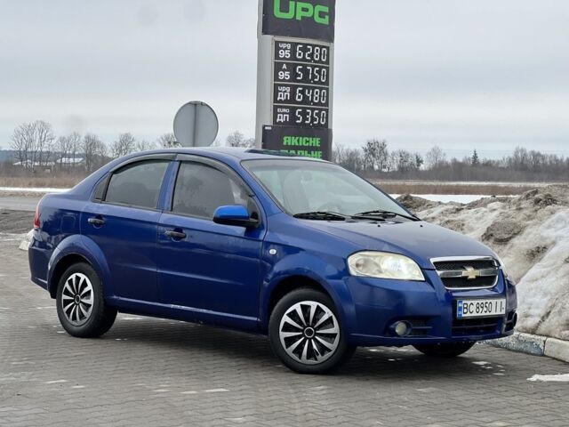 Синий Шевроле Авео, объемом двигателя 1.5 л и пробегом 265 тыс. км за 2399 $, фото 1 на Automoto.ua