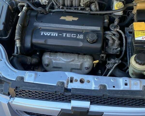 Синій Шевроле Авео, об'ємом двигуна 1.6 л та пробігом 168 тис. км за 4200 $, фото 1 на Automoto.ua