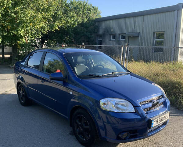 Синий Шевроле Авео, объемом двигателя 1.6 л и пробегом 175 тыс. км за 4999 $, фото 1 на Automoto.ua