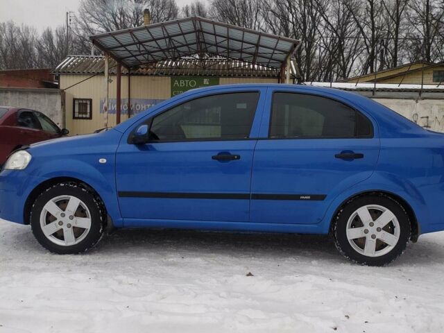 Синій Шевроле Авео, об'ємом двигуна 1.5 л та пробігом 123 тис. км за 5000 $, фото 1 на Automoto.ua