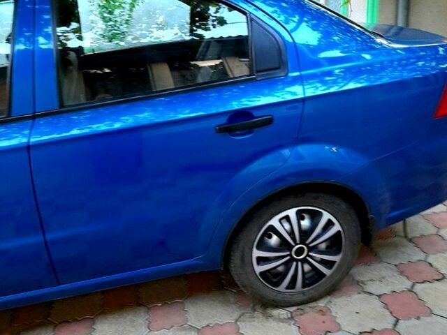 Синій Шевроле Авео, об'ємом двигуна 1.5 л та пробігом 152 тис. км за 4000 $, фото 1 на Automoto.ua
