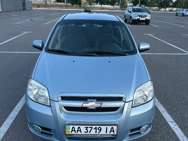 Синий Шевроле Авео, объемом двигателя 1.6 л и пробегом 185 тыс. км за 4550 $, фото 1 на Automoto.ua
