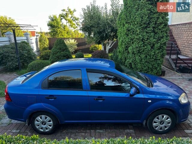 Синий Шевроле Авео, объемом двигателя 1.5 л и пробегом 175 тыс. км за 3900 $, фото 1 на Automoto.ua