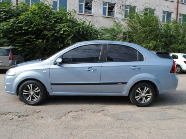 Синий Шевроле Авео, объемом двигателя 0 л и пробегом 127 тыс. км за 4615 $, фото 1 на Automoto.ua