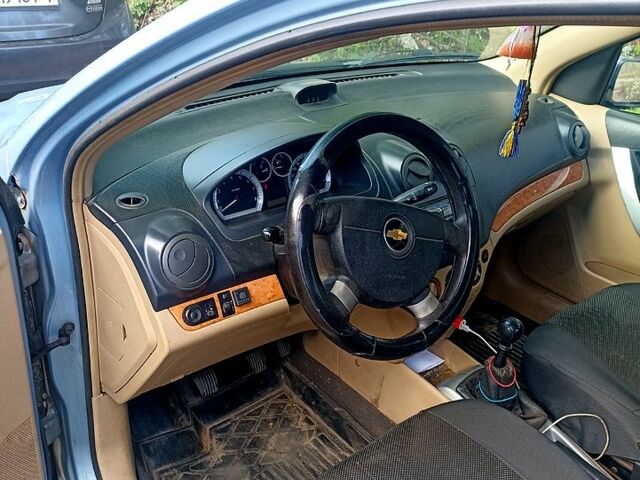 Синий Шевроле Авео, объемом двигателя 1.6 л и пробегом 298 тыс. км за 2500 $, фото 1 на Automoto.ua