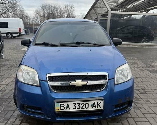 Синий Шевроле Авео, объемом двигателя 1.5 л и пробегом 160 тыс. км за 3200 $, фото 1 на Automoto.ua