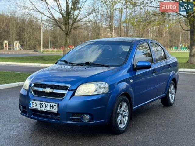 Синий Шевроле Авео, объемом двигателя 1.5 л и пробегом 240 тыс. км за 2950 $, фото 1 на Automoto.ua