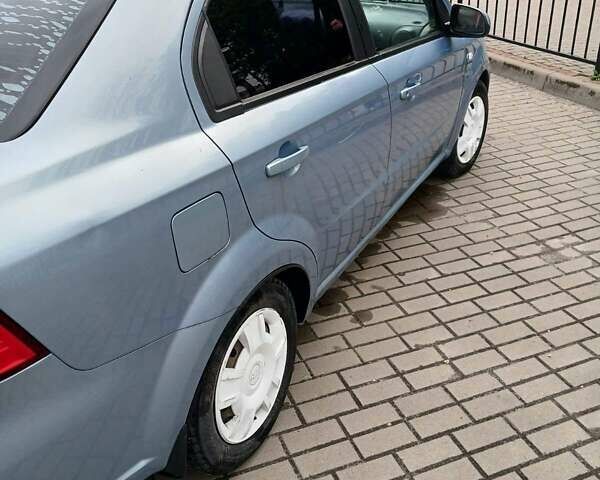 Синій Шевроле Авео, об'ємом двигуна 1.6 л та пробігом 130 тис. км за 3400 $, фото 1 на Automoto.ua