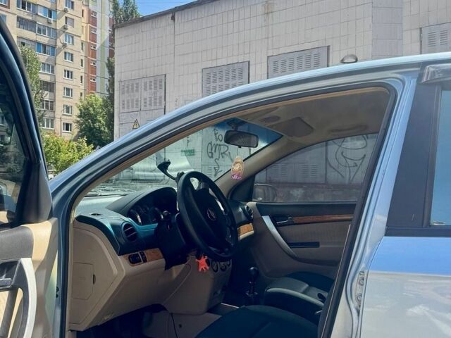 Синий Шевроле Авео, объемом двигателя 1.6 л и пробегом 196 тыс. км за 3600 $, фото 1 на Automoto.ua