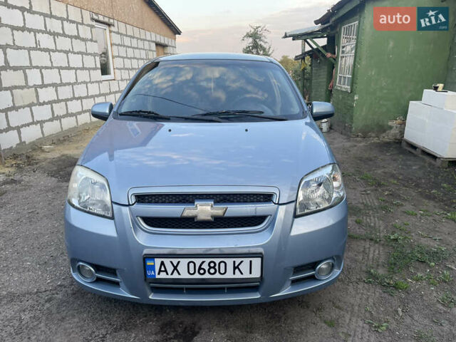 Синий Шевроле Авео, объемом двигателя 1.6 л и пробегом 163 тыс. км за 4100 $, фото 1 на Automoto.ua