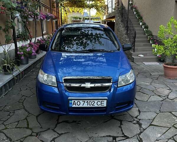 Синий Шевроле Авео, объемом двигателя 1.5 л и пробегом 160 тыс. км за 4200 $, фото 1 на Automoto.ua