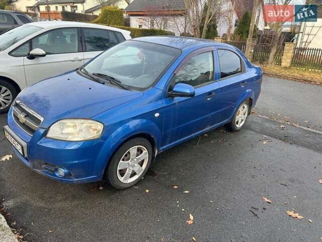 Синий Шевроле Авео, объемом двигателя 1.5 л и пробегом 210 тыс. км за 3600 $, фото 1 на Automoto.ua