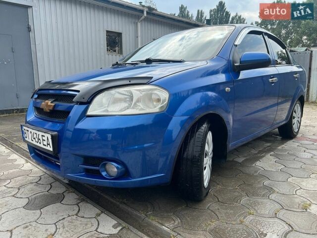 Синий Шевроле Авео, объемом двигателя 1.6 л и пробегом 180 тыс. км за 3650 $, фото 1 на Automoto.ua