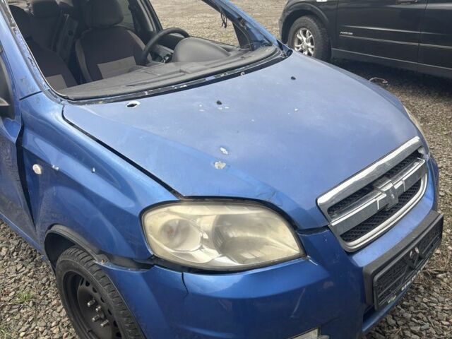 Синій Шевроле Авео, об'ємом двигуна 1.6 л та пробігом 200 тис. км за 400 $, фото 1 на Automoto.ua
