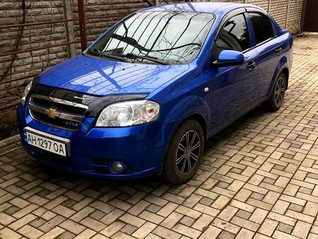 Синий Шевроле Авео, объемом двигателя 1.5 л и пробегом 99 тыс. км за 4500 $, фото 1 на Automoto.ua