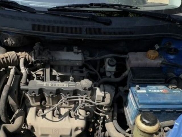 Синий Шевроле Авео, объемом двигателя 0 л и пробегом 245 тыс. км за 3650 $, фото 1 на Automoto.ua