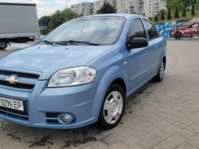Синий Шевроле Авео, объемом двигателя 1.6 л и пробегом 180 тыс. км за 3500 $, фото 1 на Automoto.ua