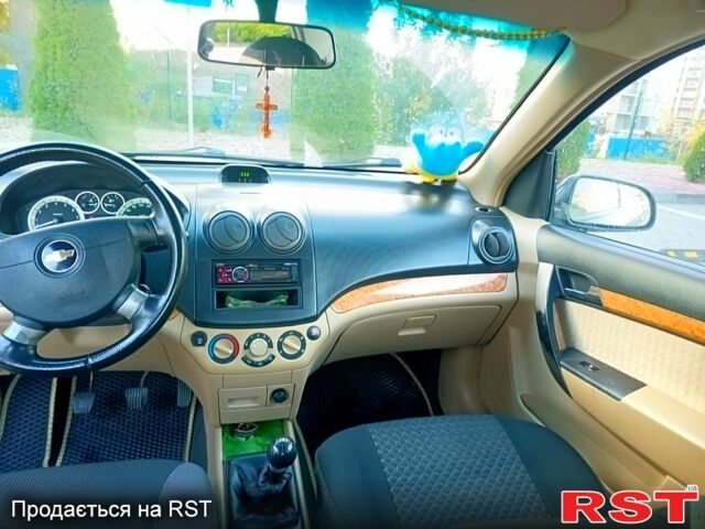 Шевроле Авео 2008 в Житомире на Automoto.ua Синий Шевроле Авео, объемом двигателя 1.6 л и пробегом 187 тыс. км за 3550 $, фото 1 на Automoto.ua