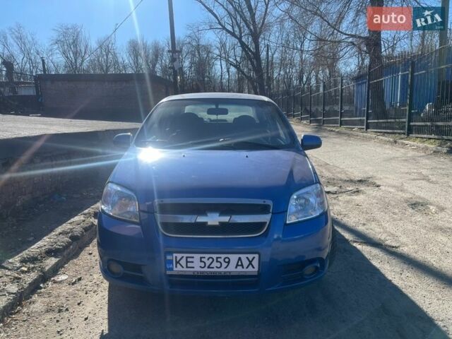 Синий Шевроле Авео, объемом двигателя 1.5 л и пробегом 370 тыс. км за 4600 $, фото 1 на Automoto.ua