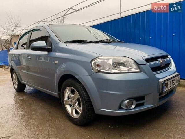 Синий Шевроле Авео, объемом двигателя 1.6 л и пробегом 97 тыс. км за 5500 $, фото 1 на Automoto.ua