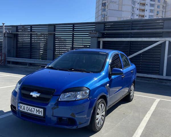 Синий Шевроле Авео, объемом двигателя 1.5 л и пробегом 511 тыс. км за 3500 $, фото 1 на Automoto.ua