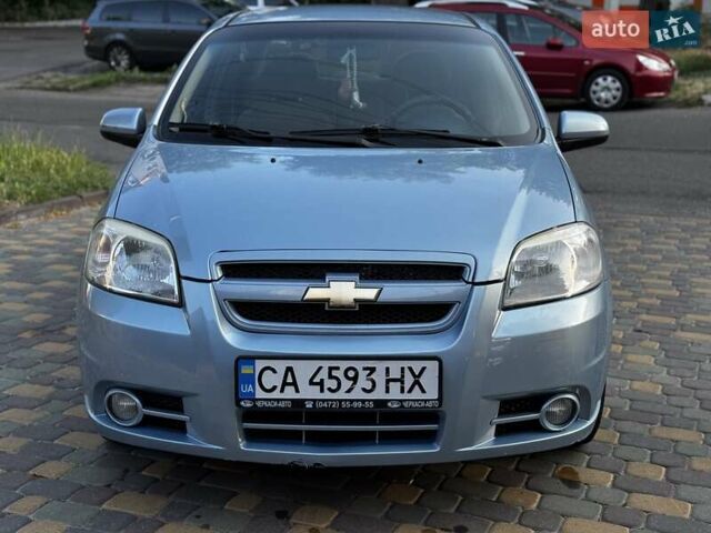 Синий Шевроле Авео, объемом двигателя 1.6 л и пробегом 172 тыс. км за 3900 $, фото 1 на Automoto.ua